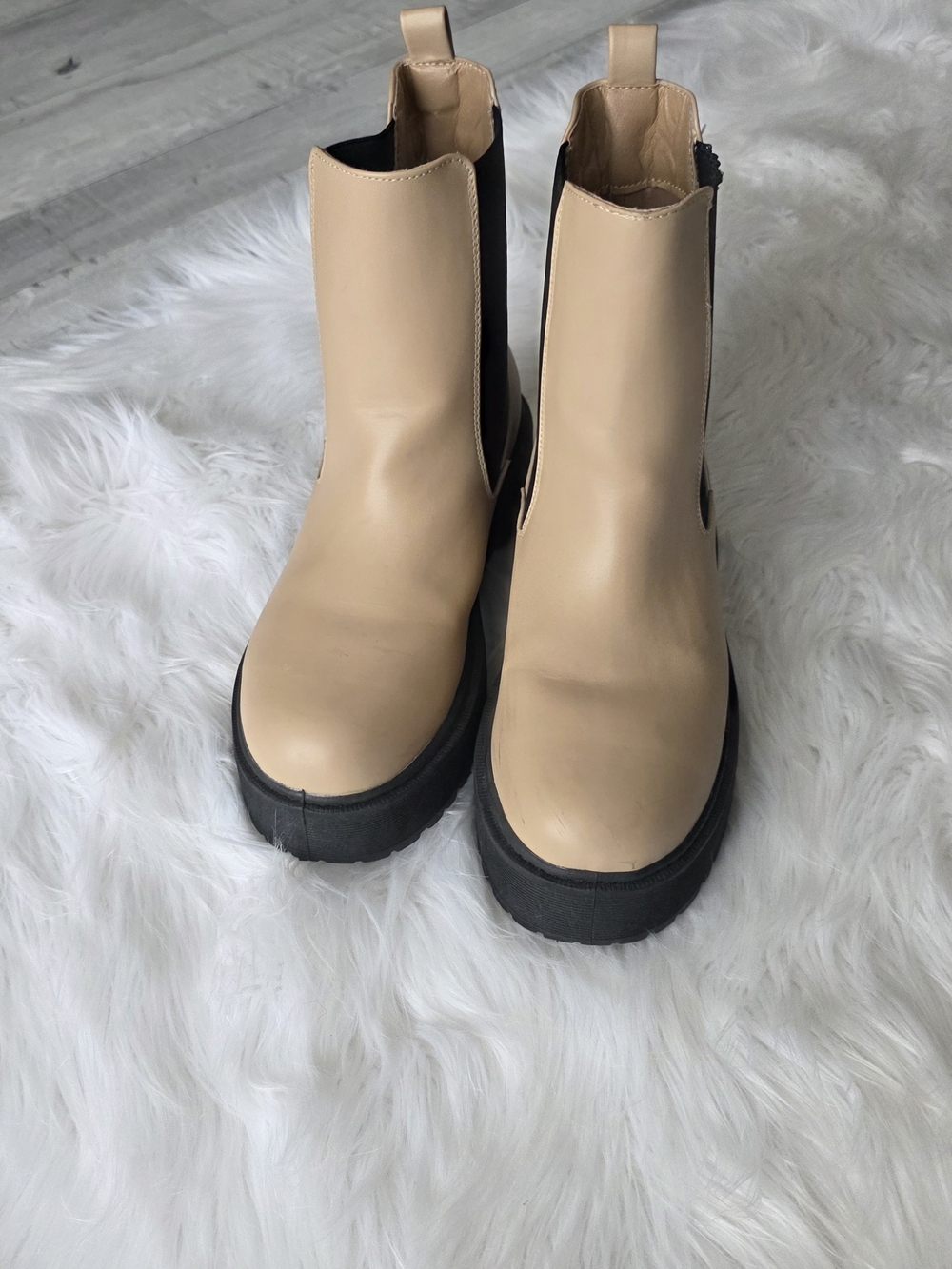 MIA Tan Chelsea Platform Booties with Black Elastic - Picture 8 of 9